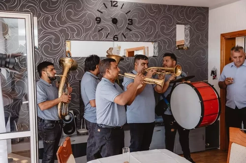 Trubači Bar na veselju