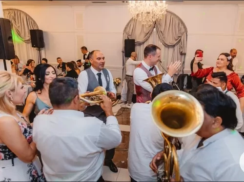 Trubači Bar na veselju