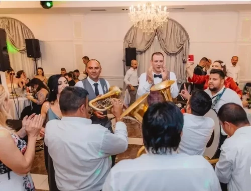 Trubači Bar na veselju